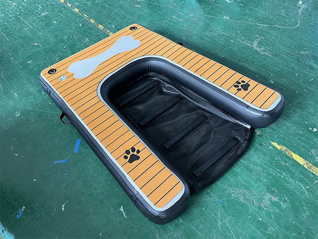 Out Of Water Dog Ladder Inflatable Floating Dog Water Ramp For Dock